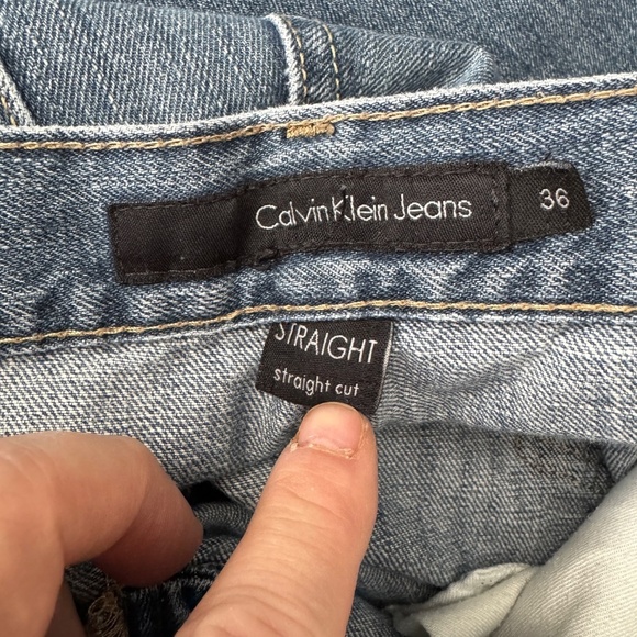 Calvin Klein Jeans Men's Denim Straight Cut Regular Wash Blue Jeans Size Tag: 36 - Picture 7 of 15